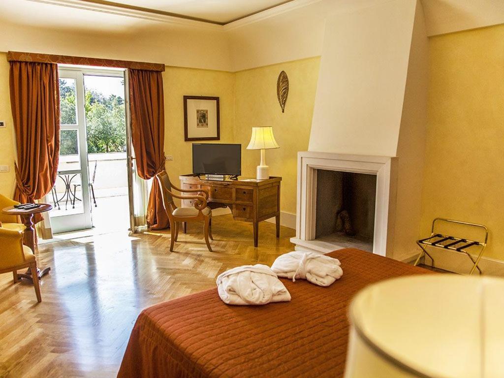 Relais Villa San Martino マルティナ・フランカ エクステリア 写真